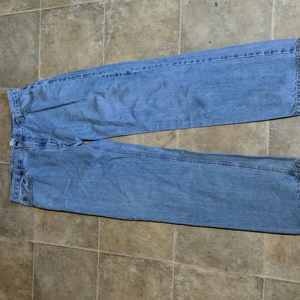 Signature levi brand jeans